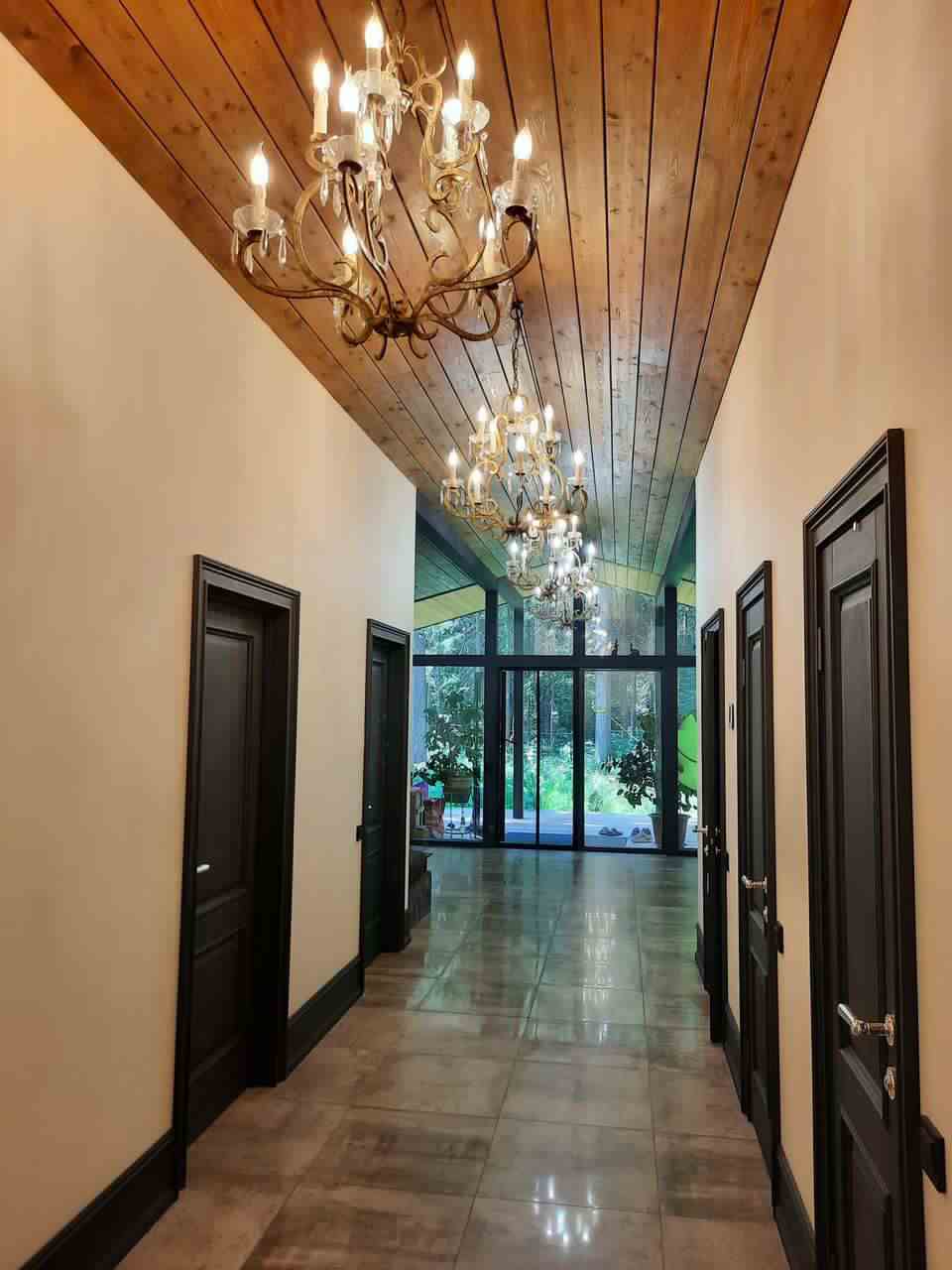 Планкен из лиственницы в дизайне интерьера дома