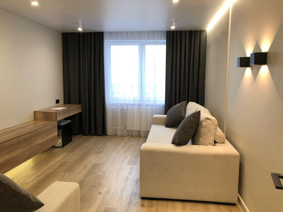 Двух комнатная квартира в г.Екатеринбург