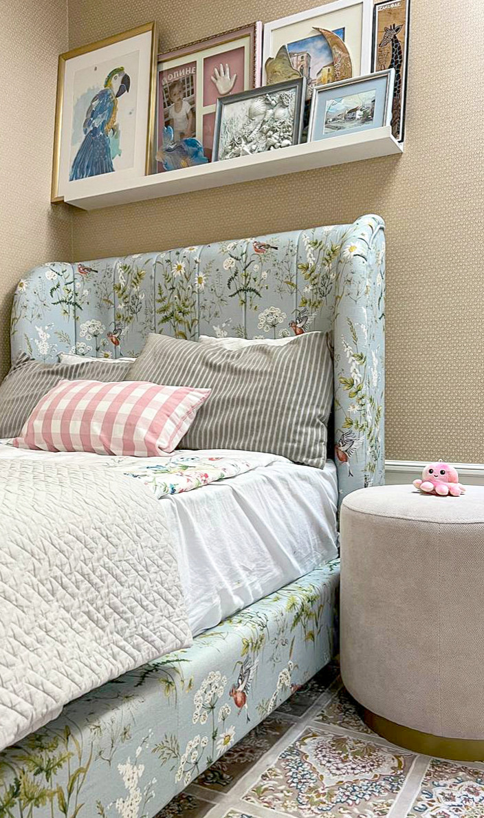 Реновация интерьера дома для семьи с тремя детьми.