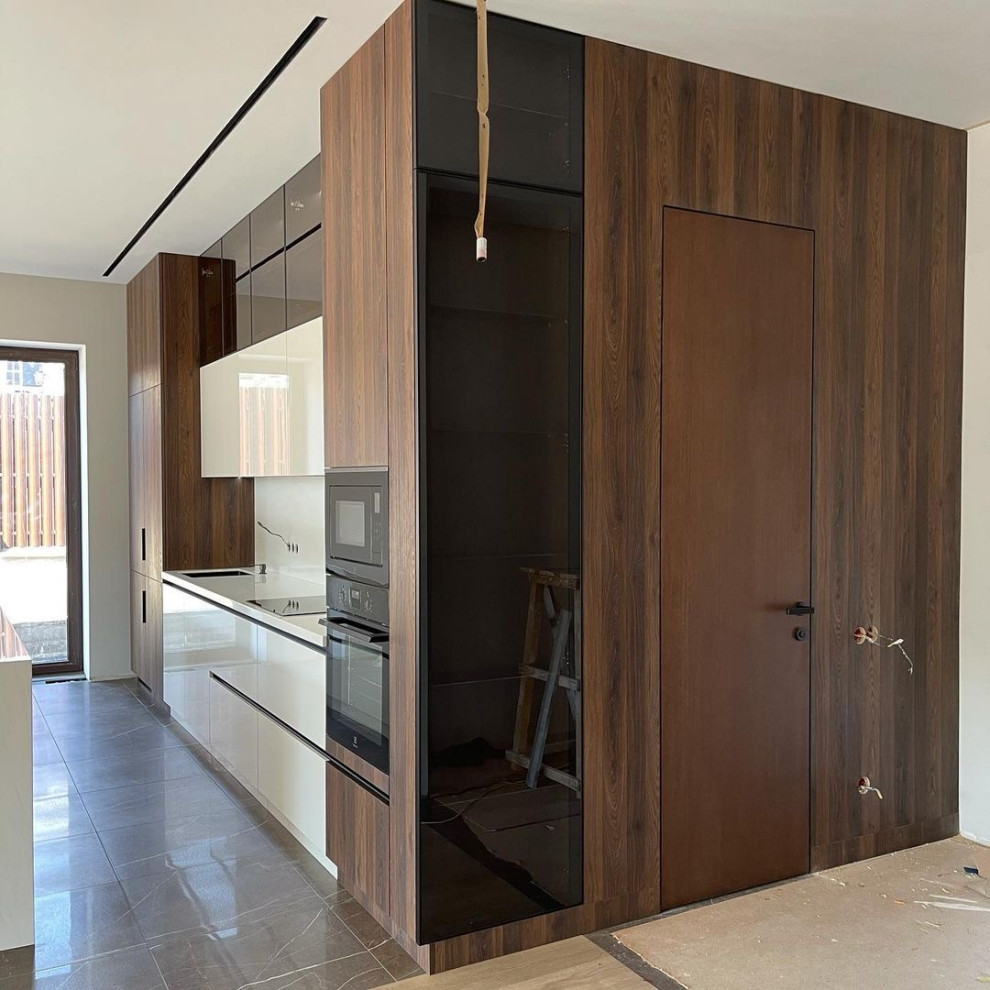 Современная кухня с островом