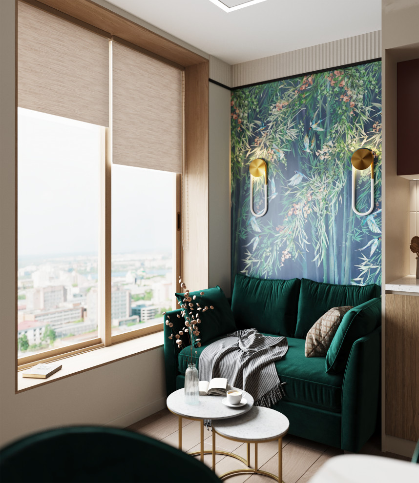 Яркая история