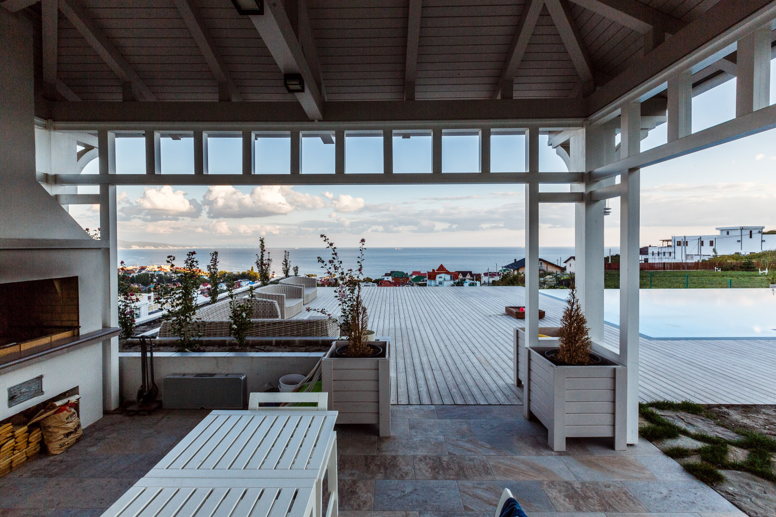 Вилла в пос. Мысхако с панорамным видом на море.