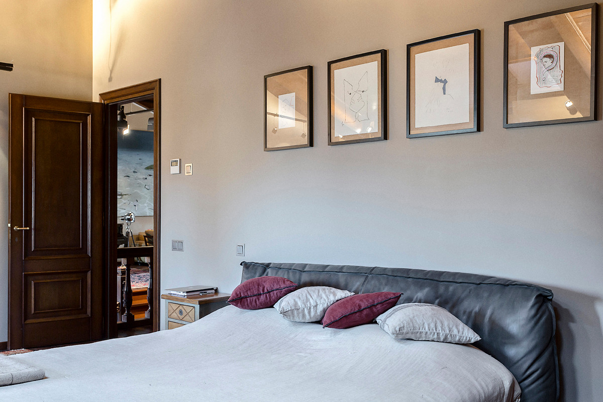 "Нехорошая квартира"