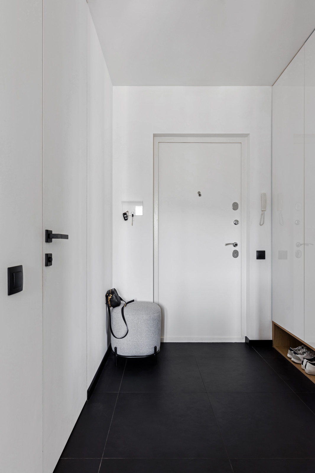 Черно-белый интерьер