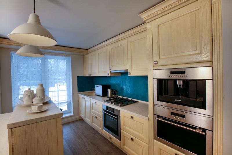 Обложка проекта: Поп- гостиная и арт -кухня (Дачный ответ НТВ)