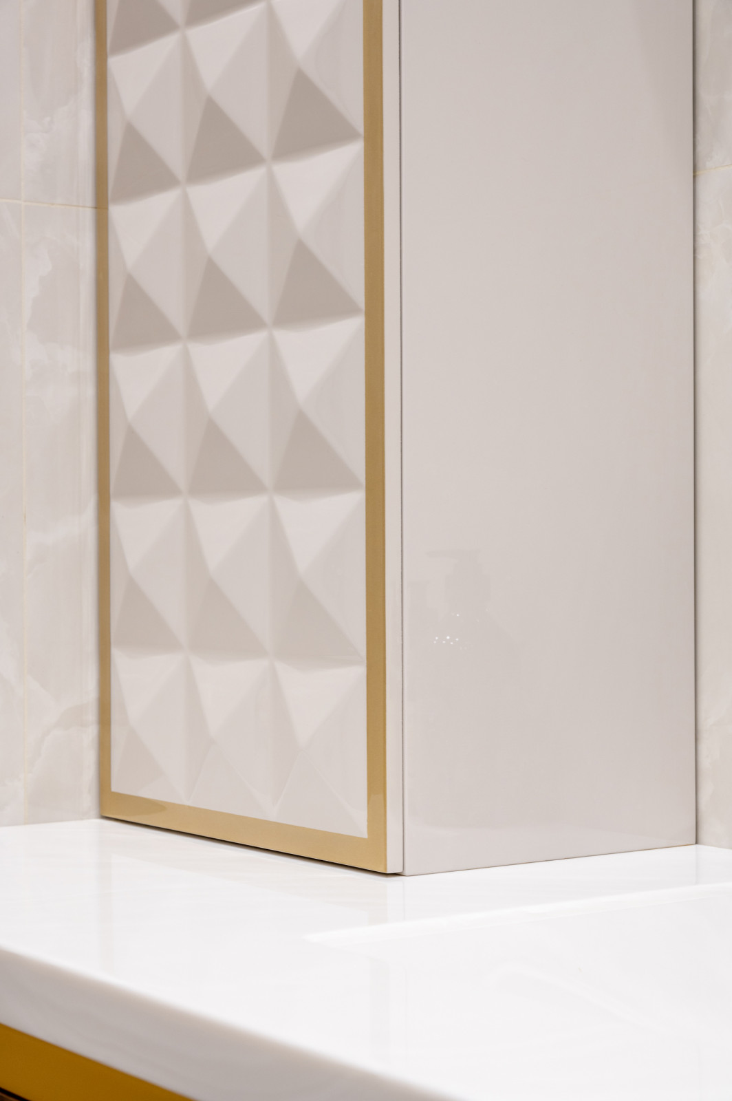 105 Садовые кварталы. Мебель для ванной комнаты