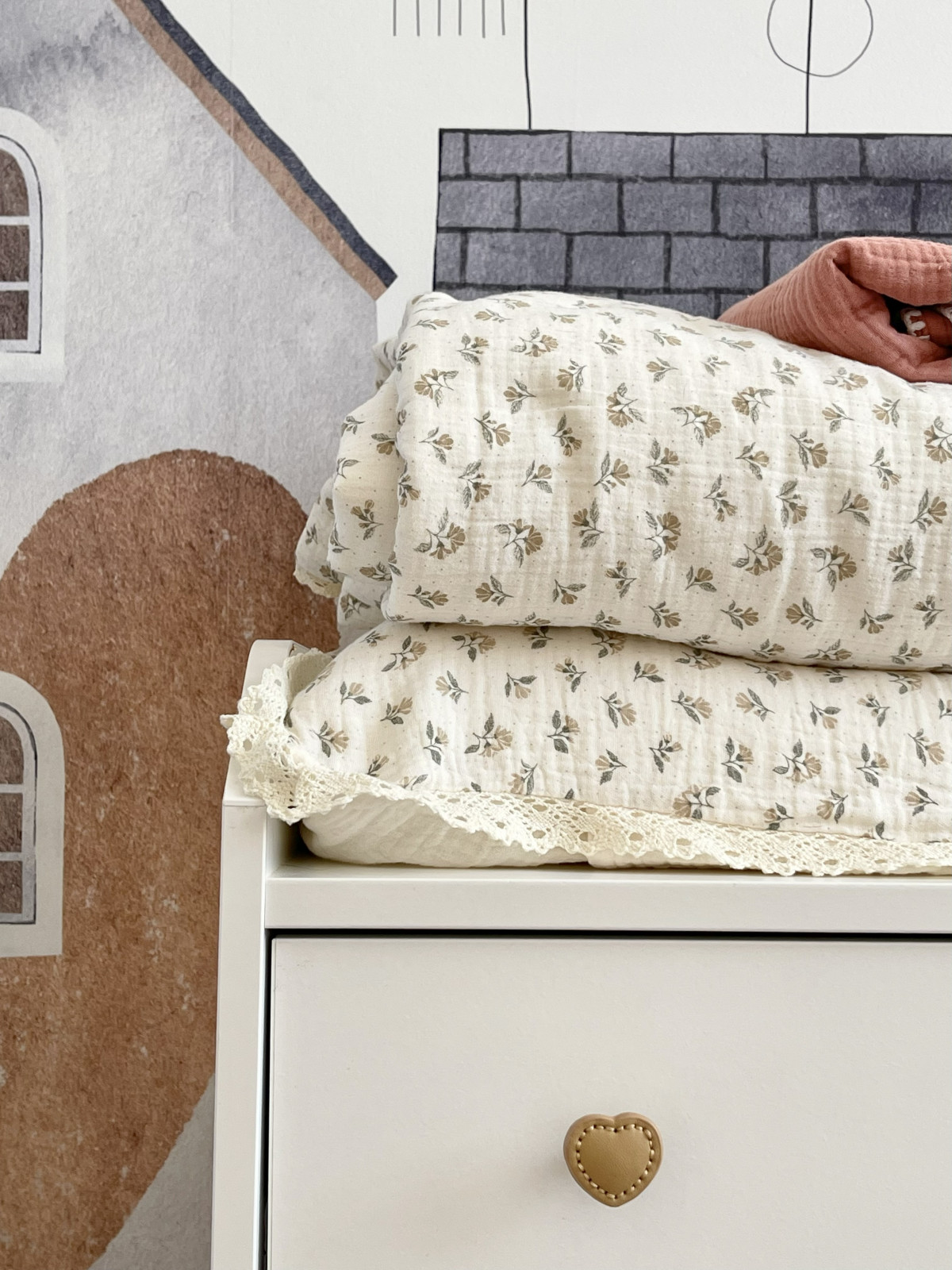 Обложка проекта: Интерьер детской комнаты для девочки