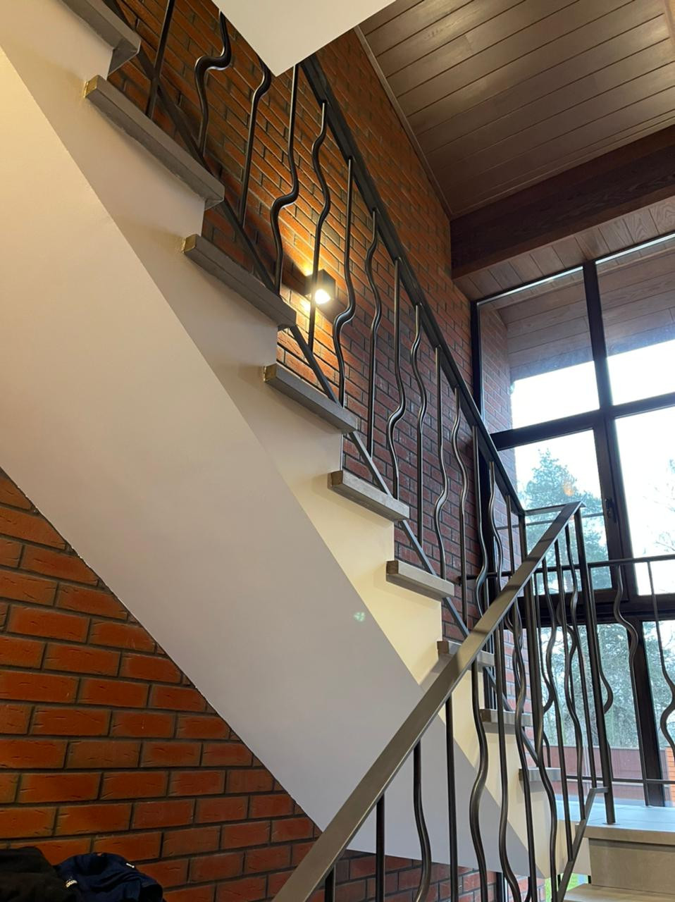 Лестница, кованое ограждение, фабрика Grande forge (Франция), коллекция "Рондо"