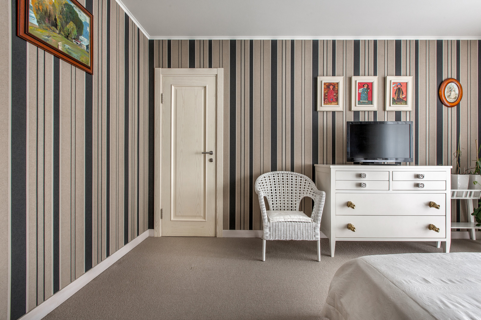 Интерьер с сочной ночинкой