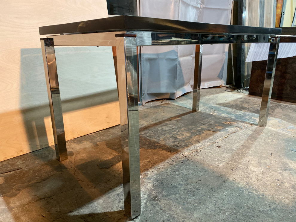 Обложка проекта: Стол с островом из спила карагача