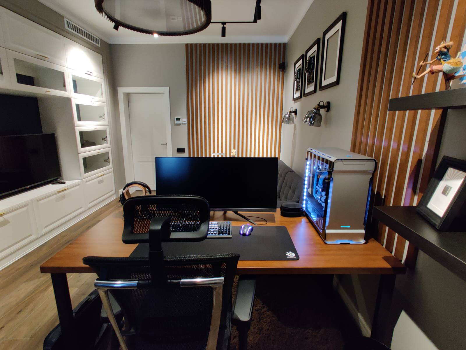 Кабинет в загородном доме