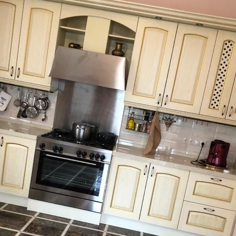 Кремовая кухня от Дом Кваренги