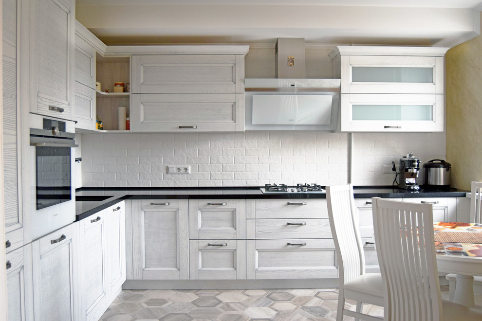 Обложка проекта: Кухня с фасадами из массива ясеня