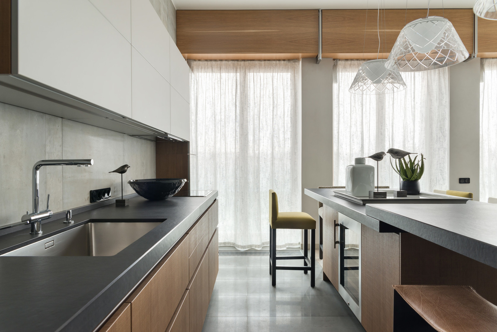 Реализованные нами проекты - кухня LEICHT Timber-C | Concrete-C | IOS-C