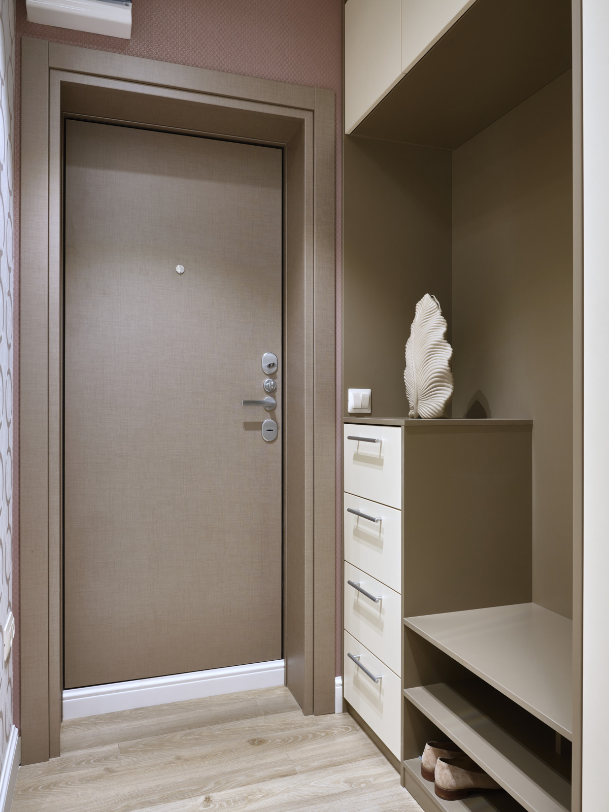 Хранение в коридоре