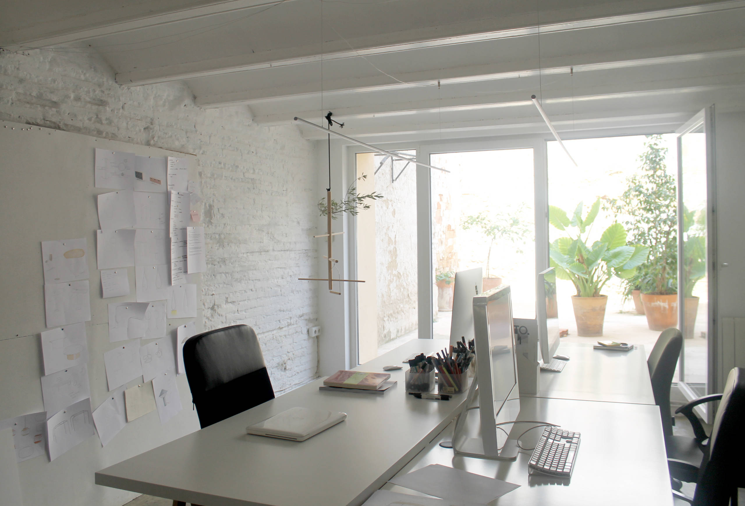 Мир дизайна: 10 счастливых питомцев и их места обитания в доме