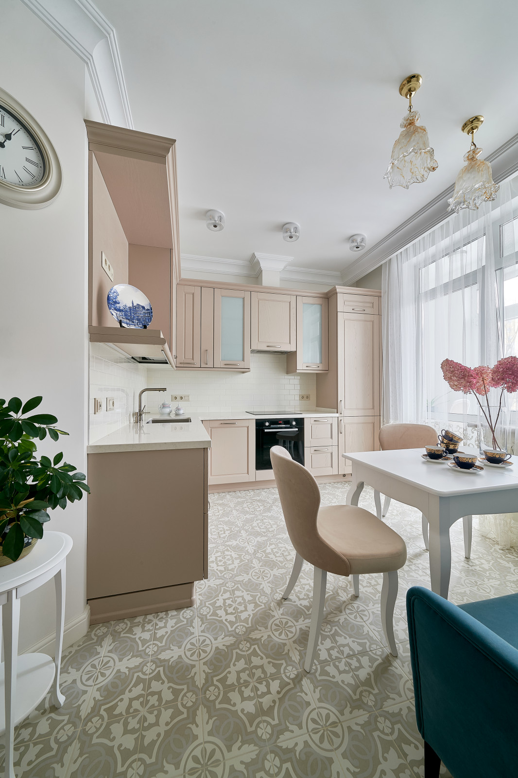 Квартира - "зефирка" для супружеской пары