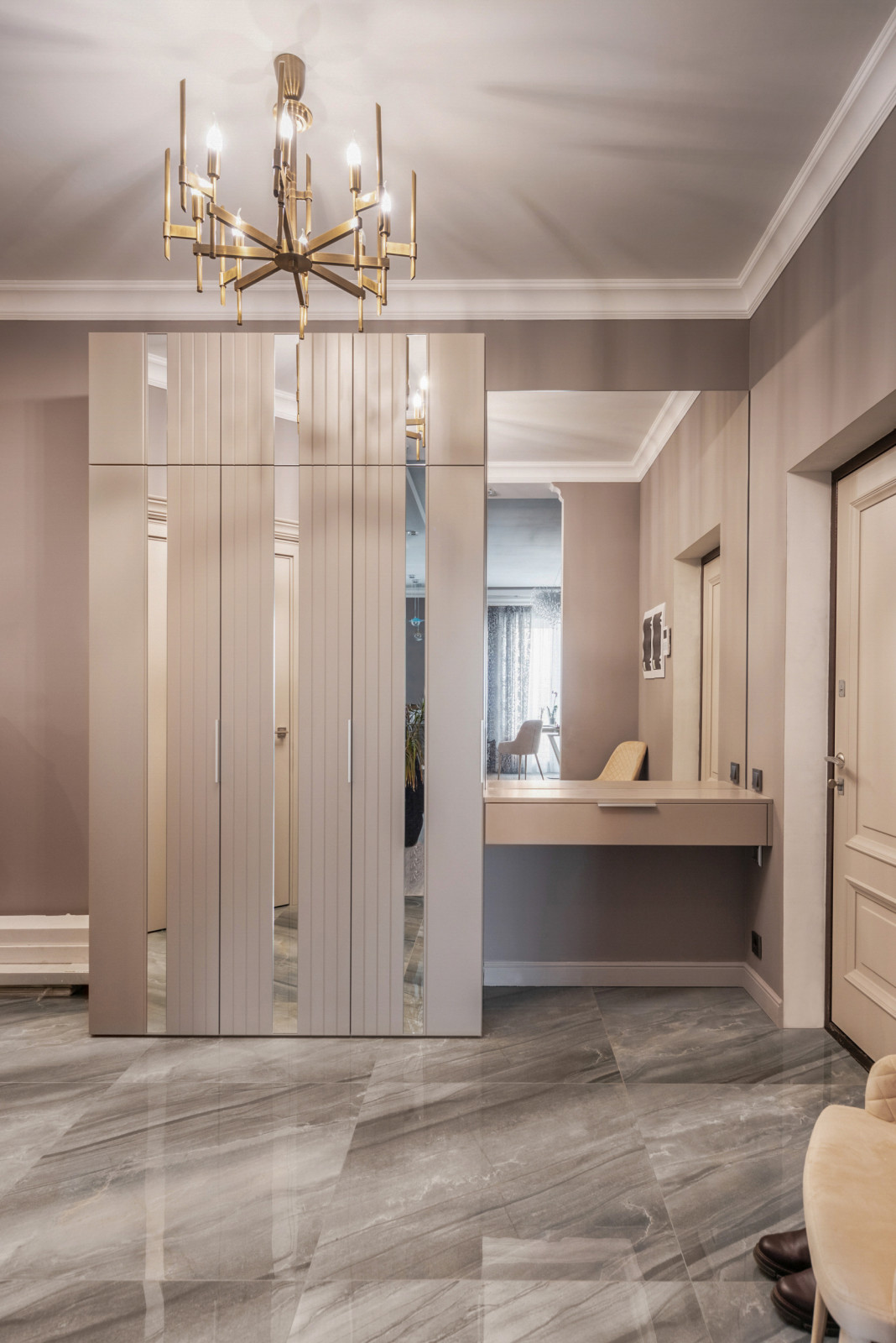 Шкаф в прихожую