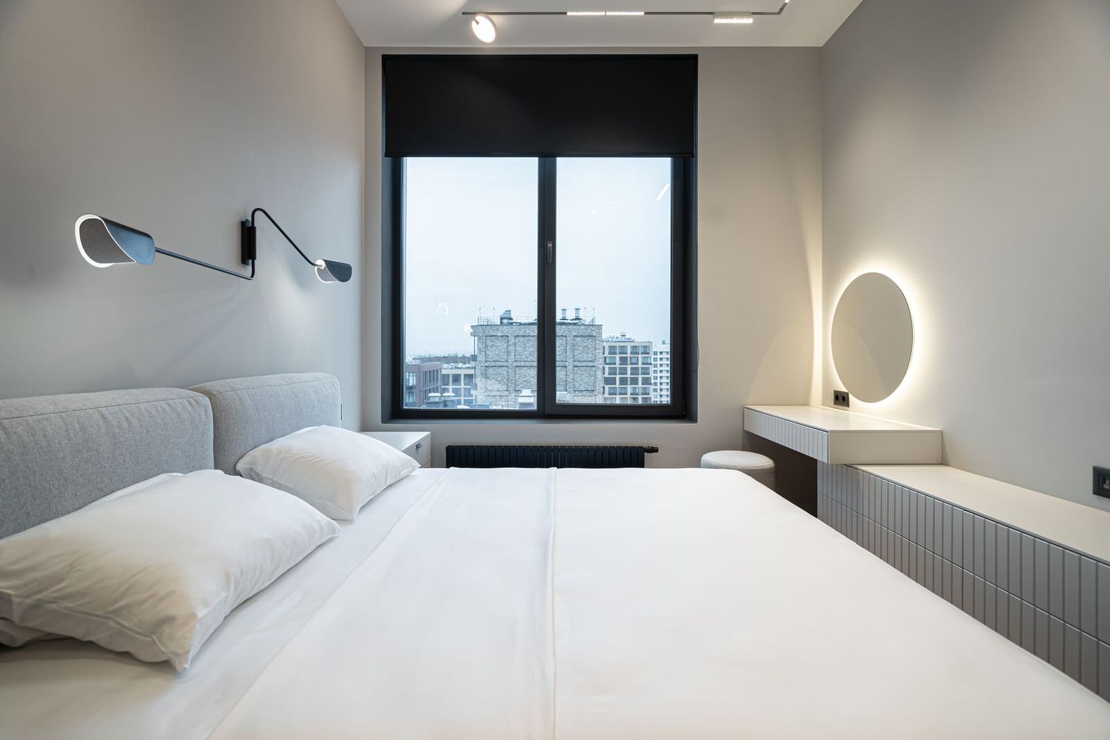 Серый минимализм | 58 кв.м.