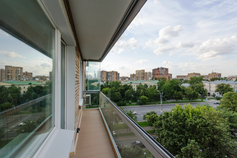 Раздвижное остекление на балконе