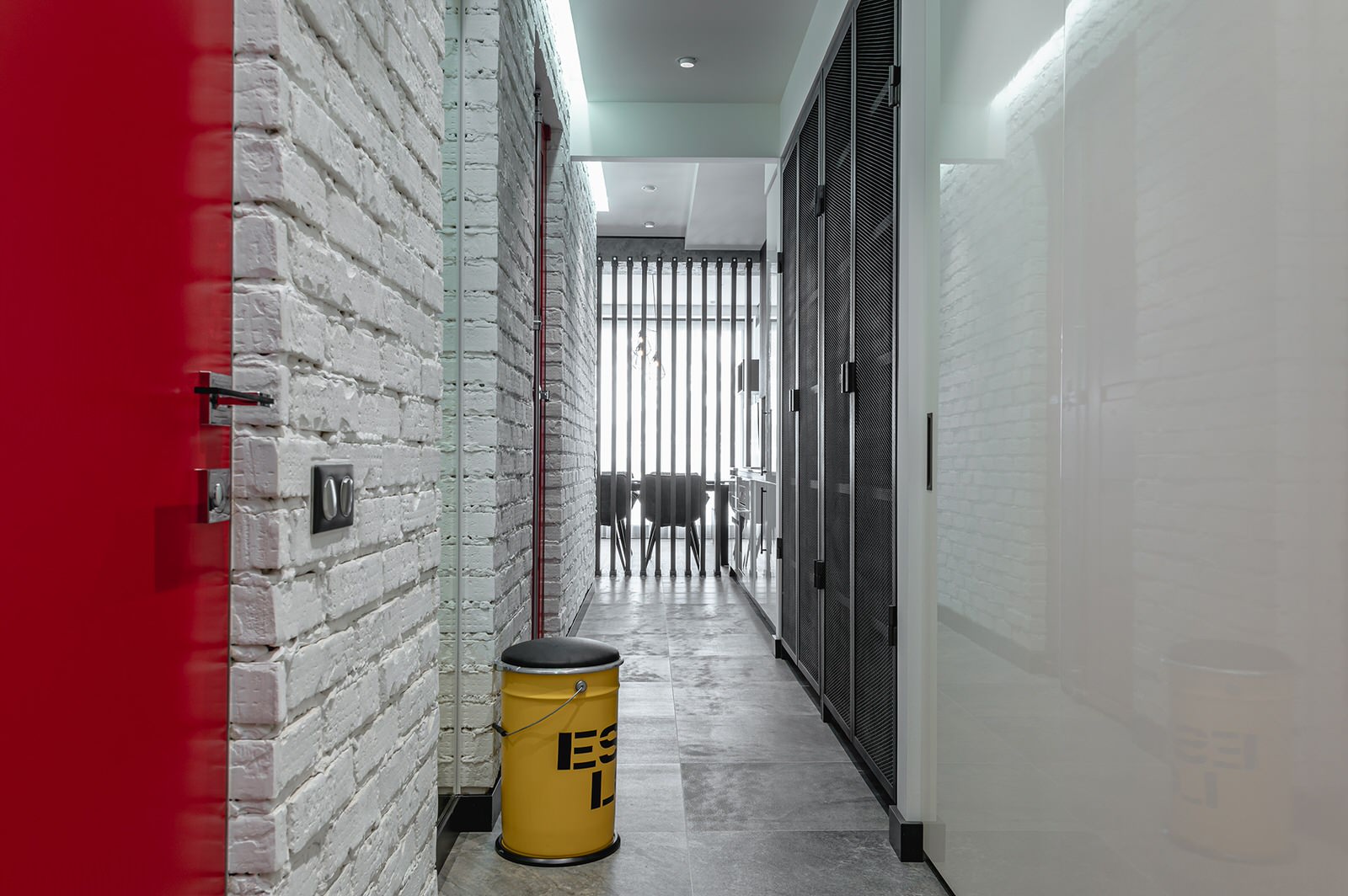 ЖК ЗАЗЕРКАЛЬЕ 406