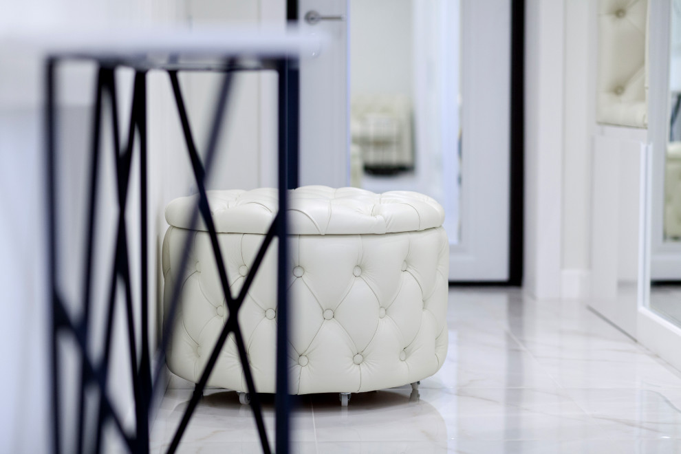 Интроверт House