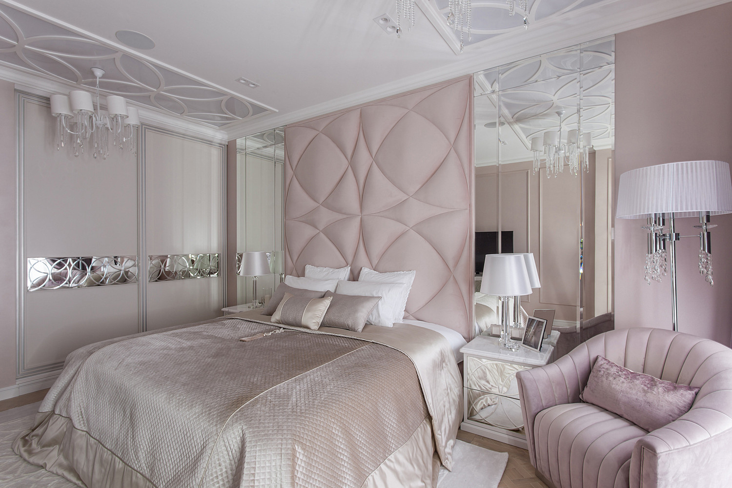 Квартира на улице Радищева в СПб