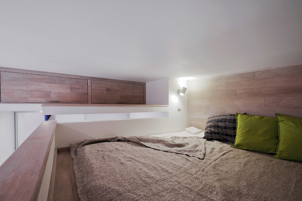 Спальное место на антресоли