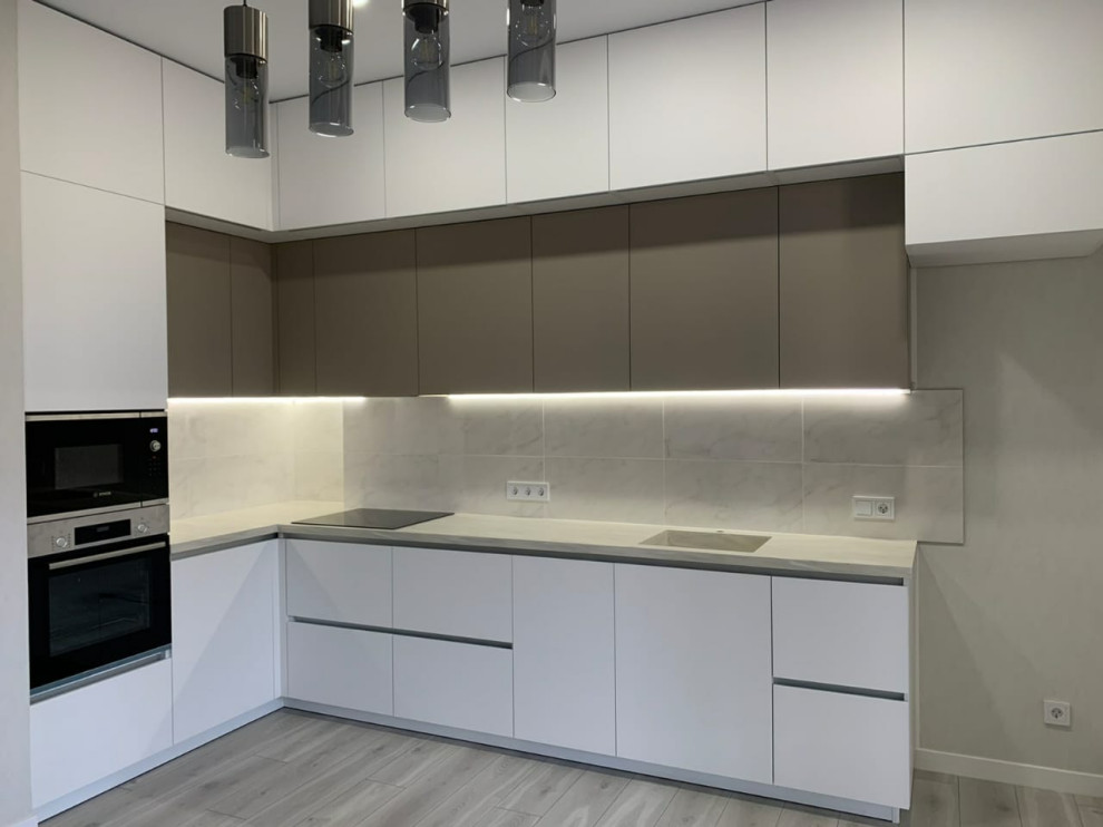 Обложка проекта: Кухни