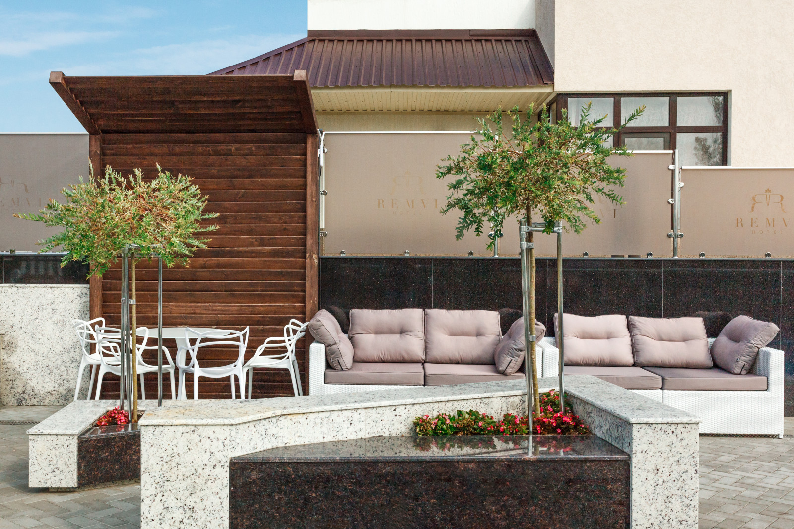 Лаунж зона на крыше.