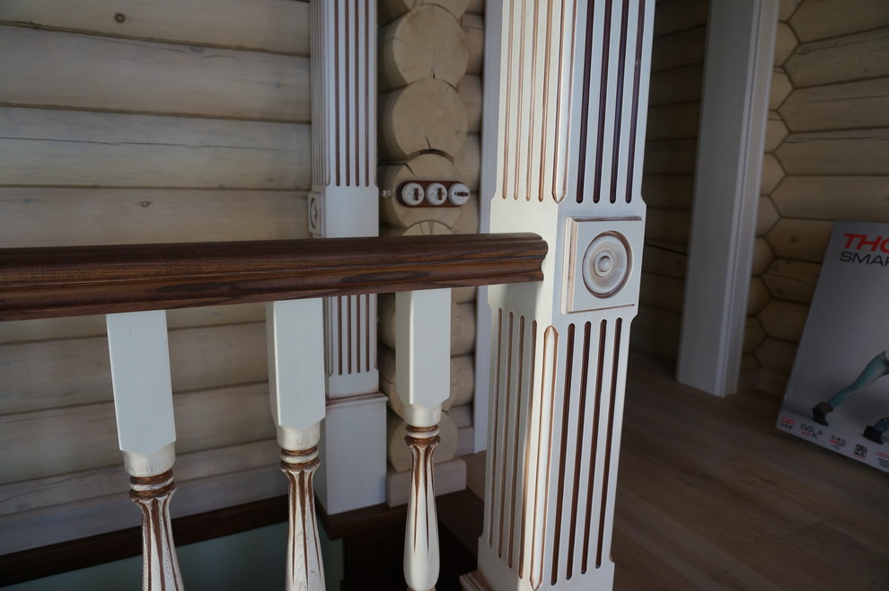 Обложка проекта: ЛЕСТНИЦА ИЗ ДУБА (ЭМАЛЬ  В ЧАСТНОМ БРЕВЕНЧАТОМ КОТЕДЖЕ