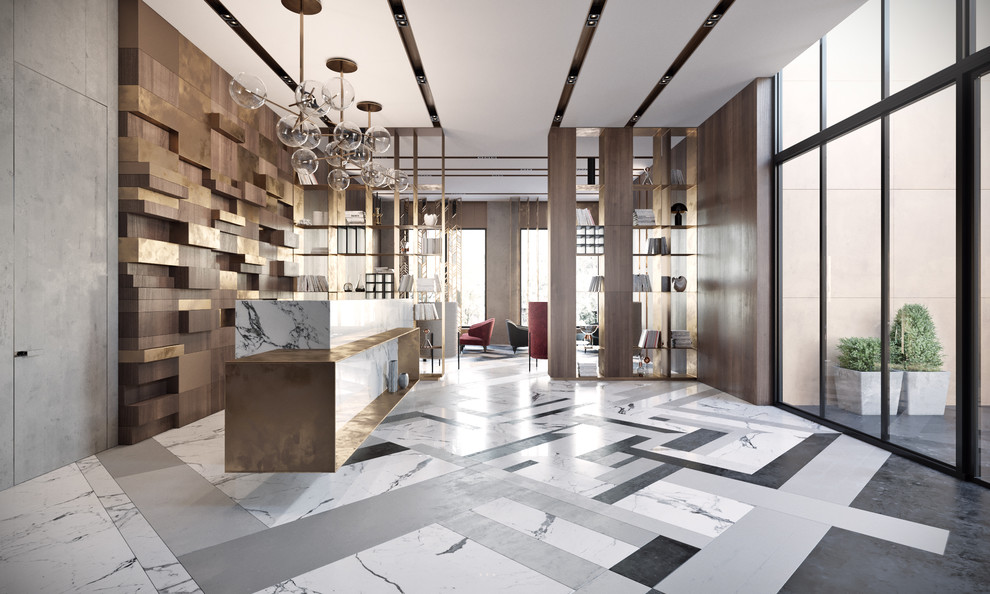 Лобби в многоэтажном жилом доме