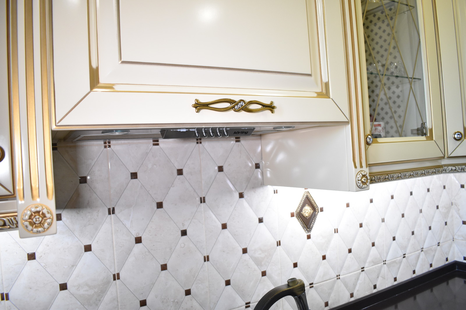 Кухня из массива бука, модель ЭКО