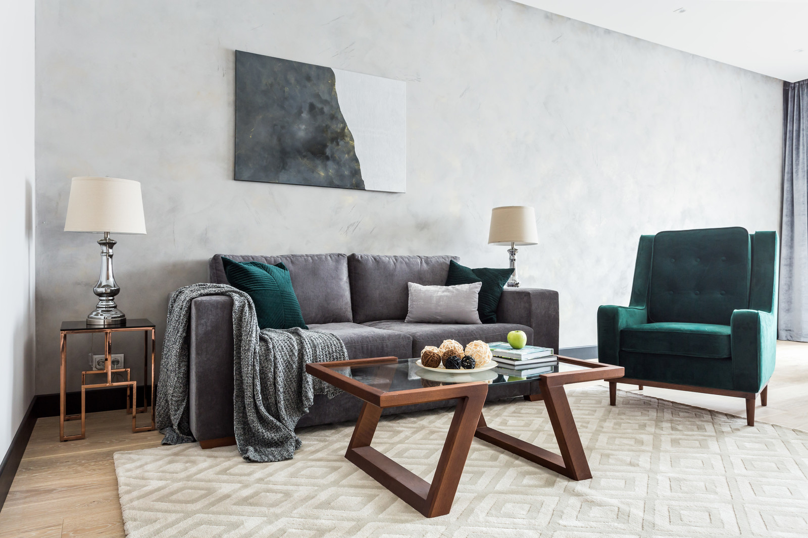 Просторная двухкомнатная квартира на Крестовском острове