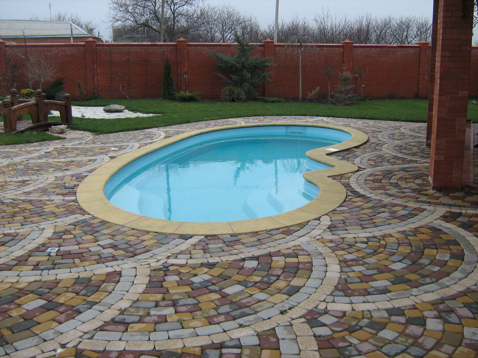 Басейны композитные