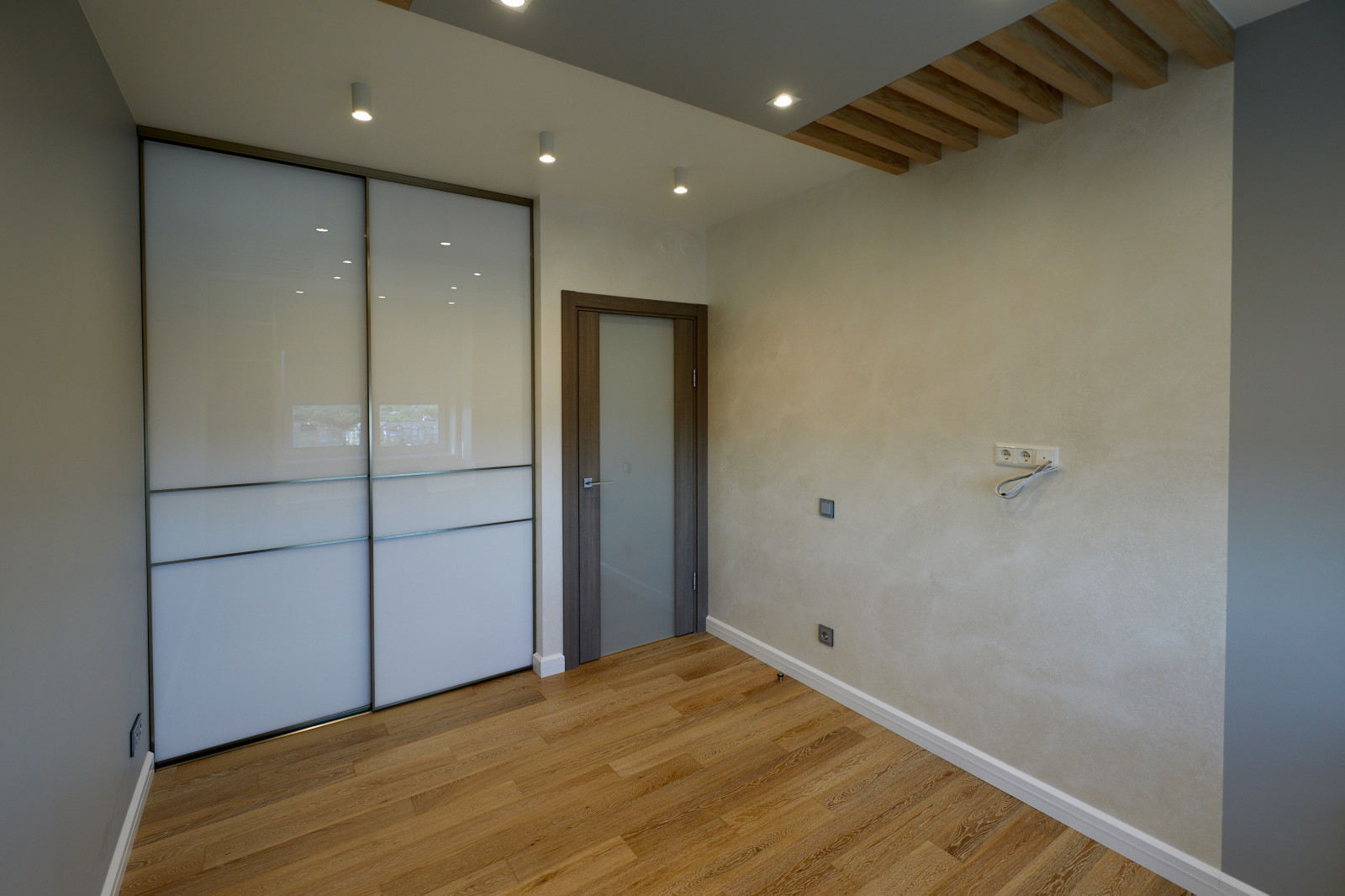 3к.кв. 80м.кв. - ул Репищева