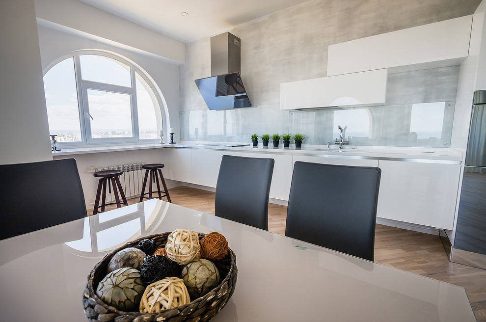 Монохромная кухня