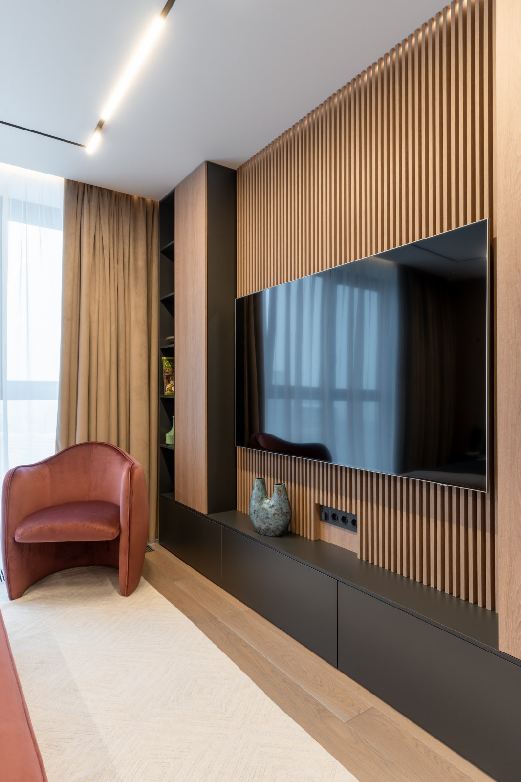 274_Эльдара_Рязанова