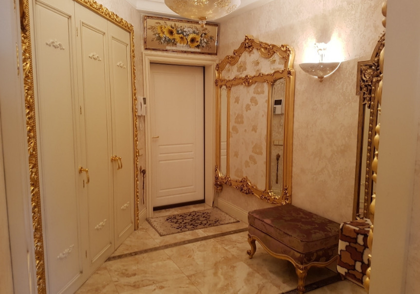 Прихожая - умный дом