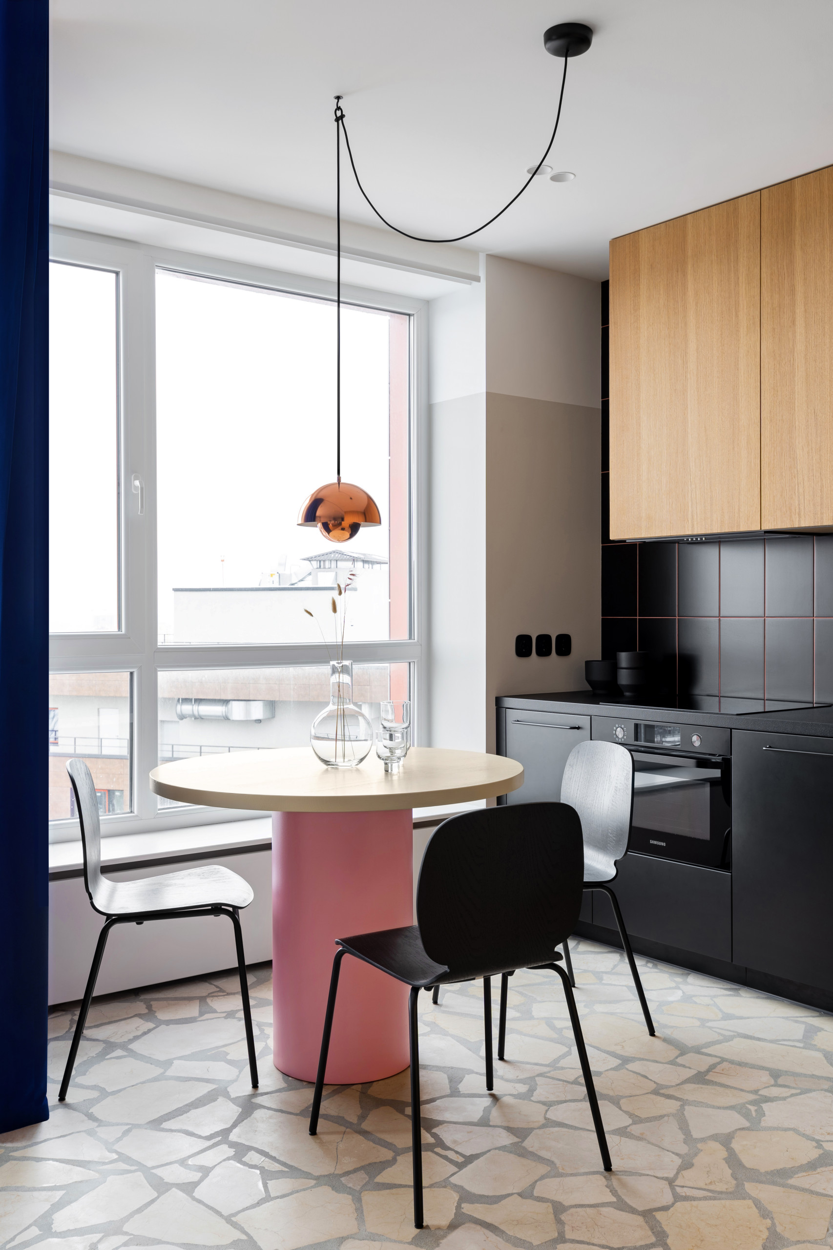 Houzz Украина: Квартира c шторами вместо перегородок