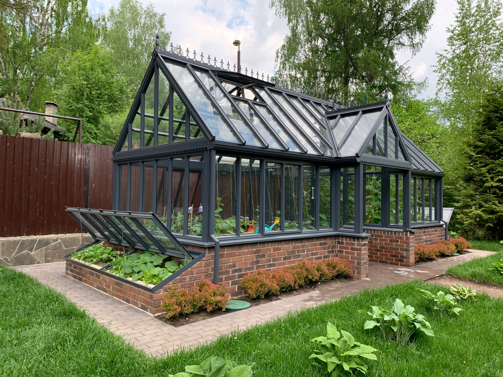 Теплица KROUG T в Абрамцево.