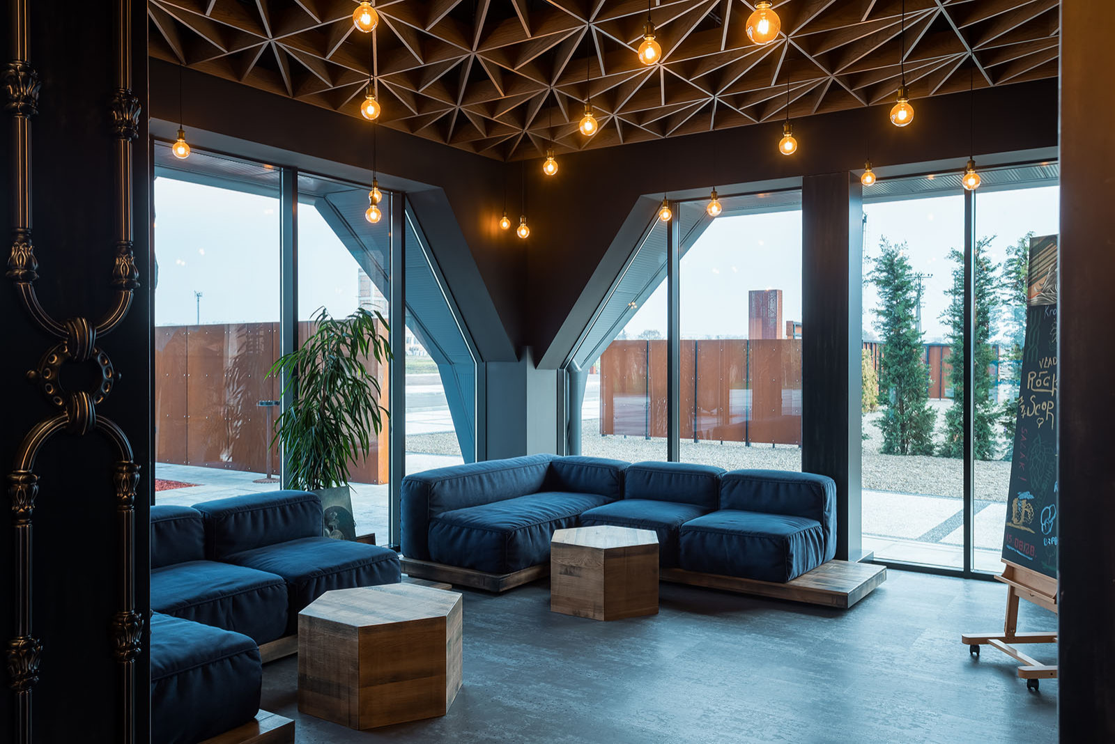 Обложка проекта: Пивной ресторан Rockscor Brewery