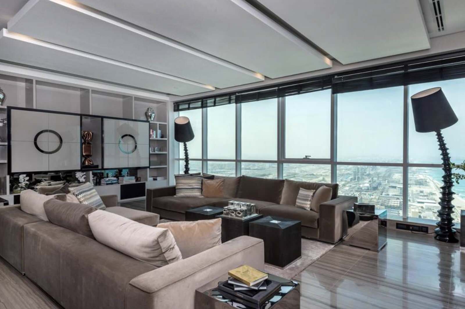 Пенхаус с понорамными окнами
