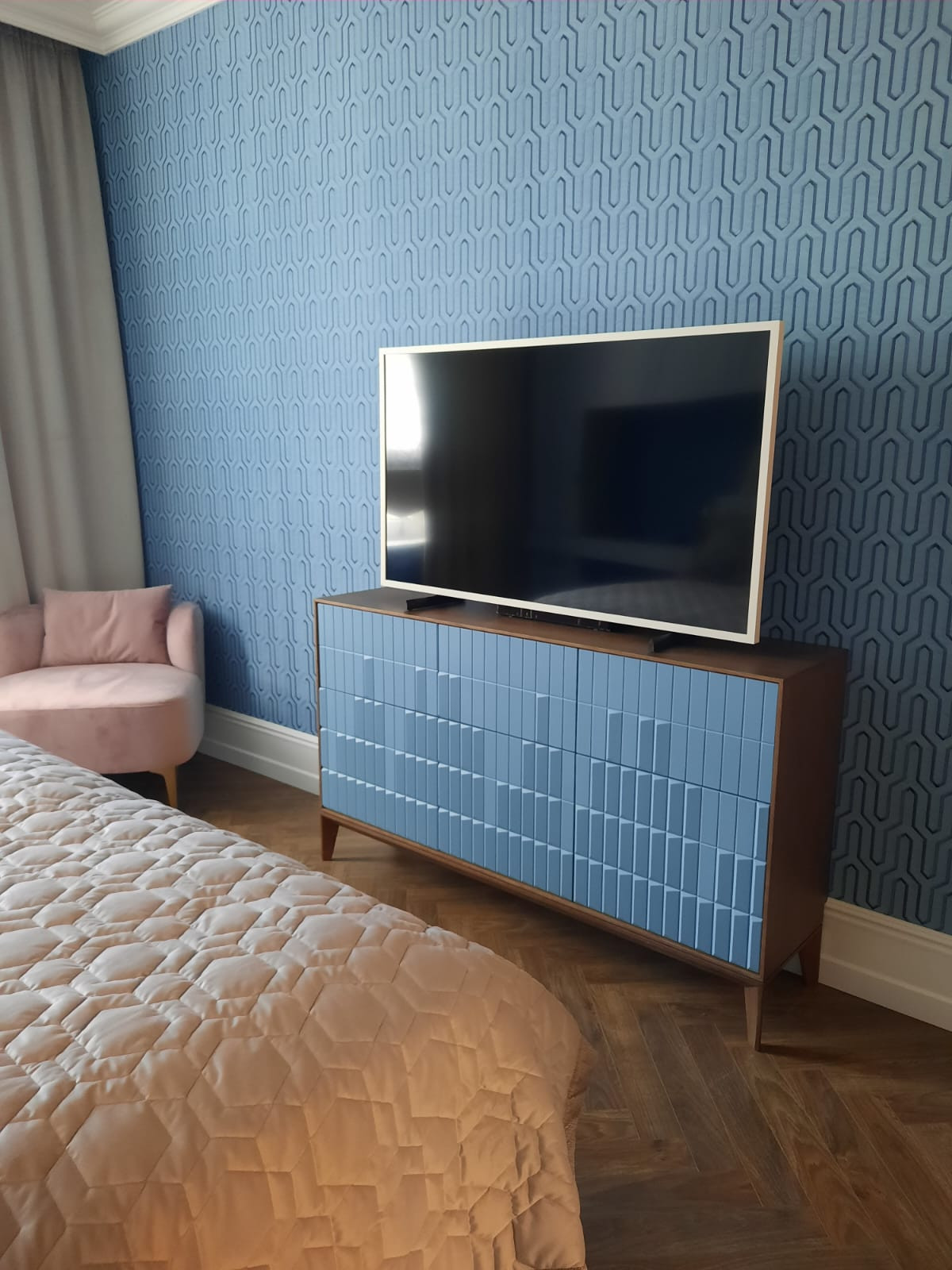 Комод коллекции The one