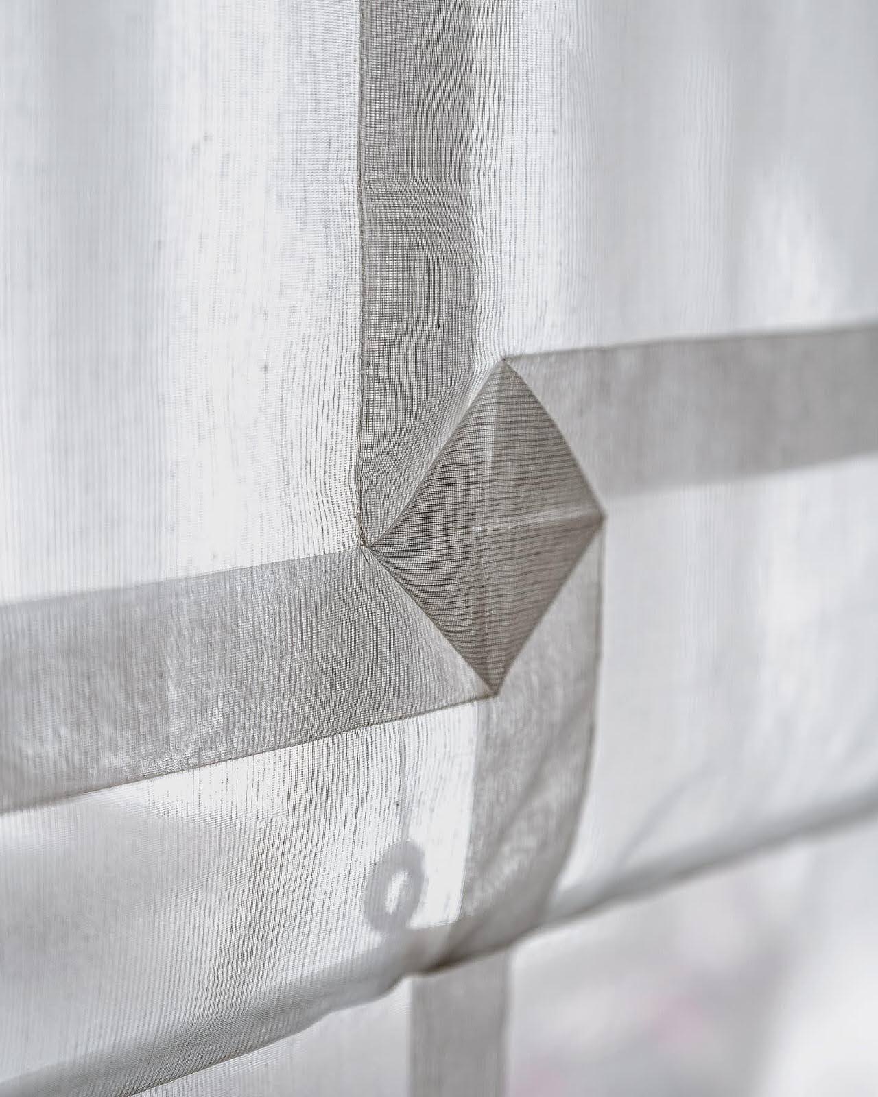 Римская штора для салона штор