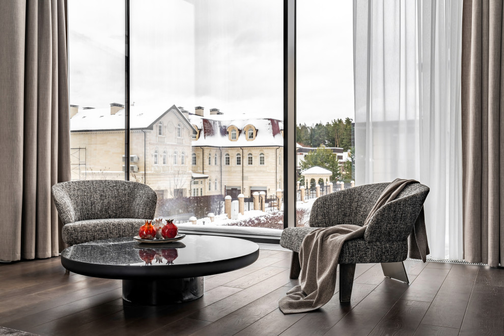 Двухэтажный загородный дом в современном стиле с глиняными акцентами