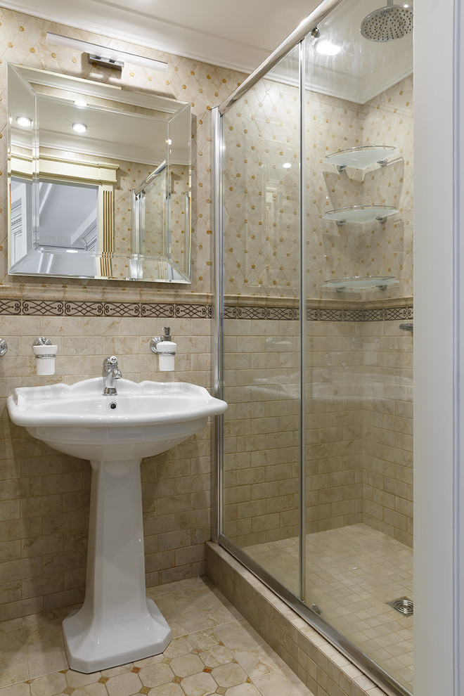 Квартира в Петродворце в классическом стиле - 124 м²