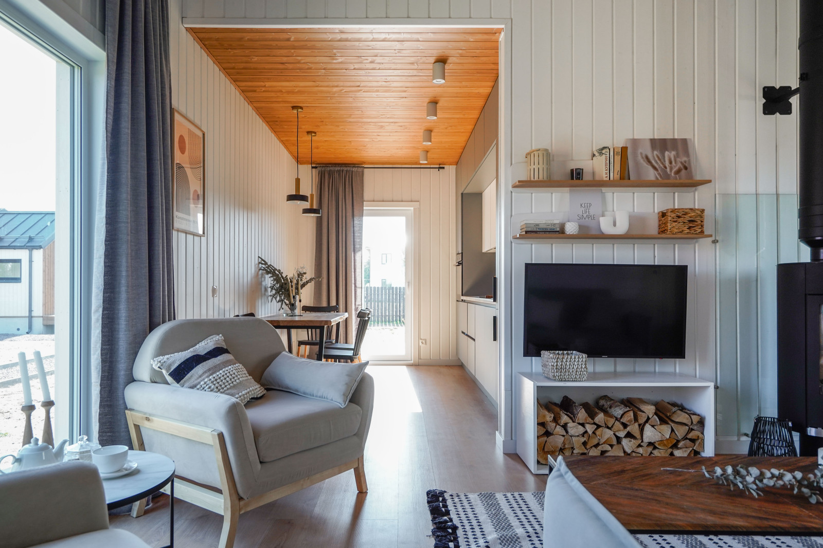 Небольшой дом под Петербургом