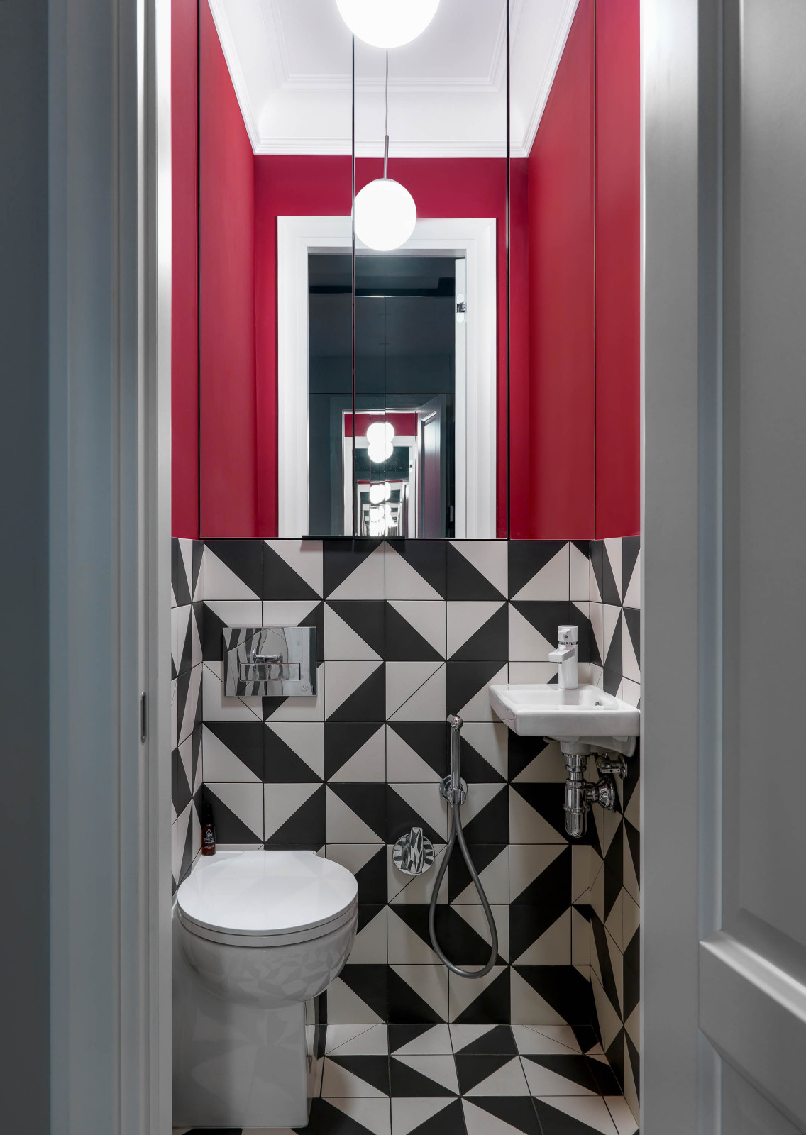 Просто фото: Хаоc и геометрия — в плитке