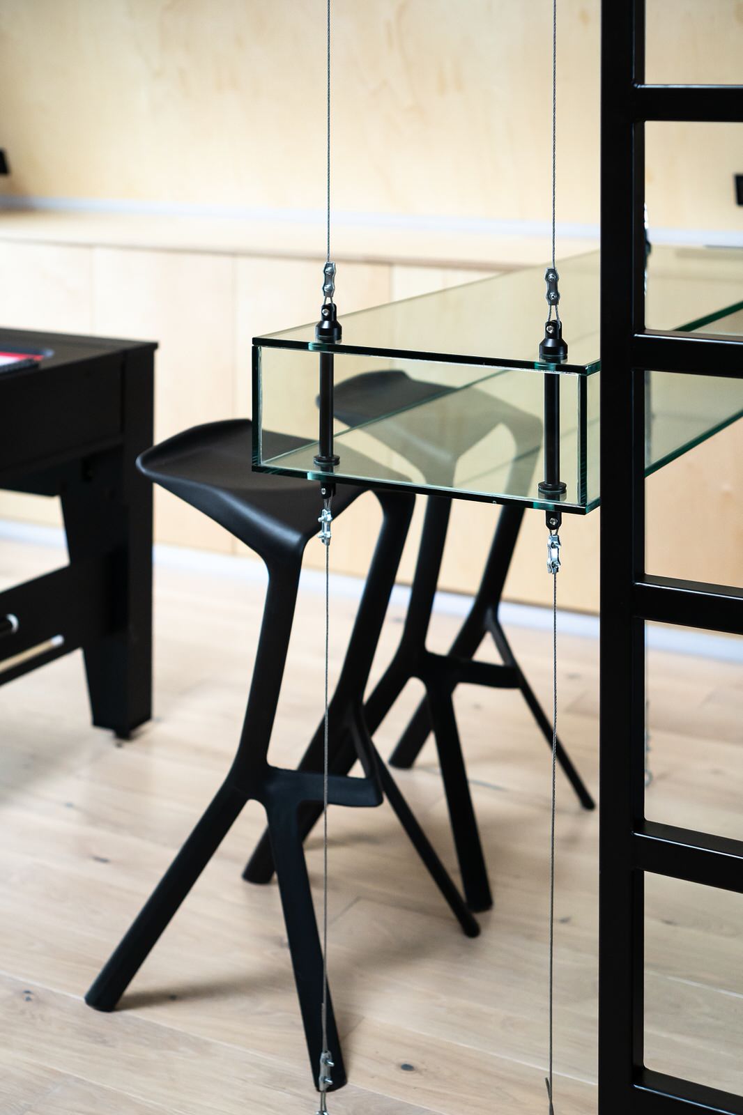 Проект недели: Мансарда с двухъярусной ТВ-зоной и зимним садом